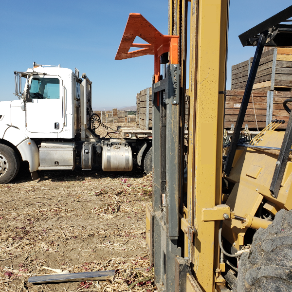 Clerf Bin Clamp on Harlo Rough Terrain truck